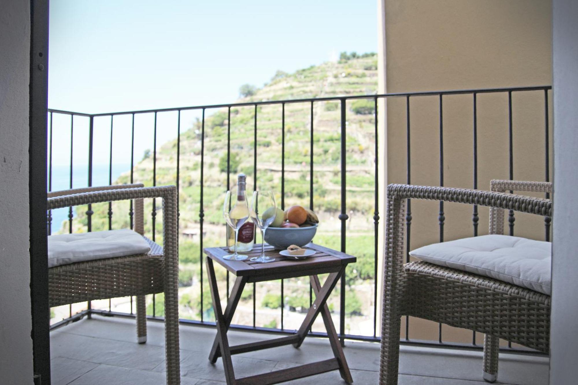 Da Baranin B&B And Apartment Manarola Exterior photo